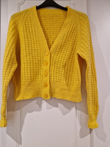 Daffodil yellow hand - , knitted