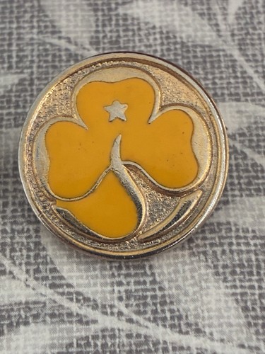 Vintage girlguiding trefoil - vintage,