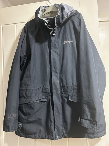 Berghaus navy jacket - navy, womens