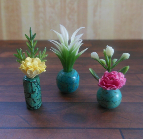 Dolls house miniature 3x - 1:12,