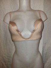 BNWOT Gorgeous Beige WONDERBRA
