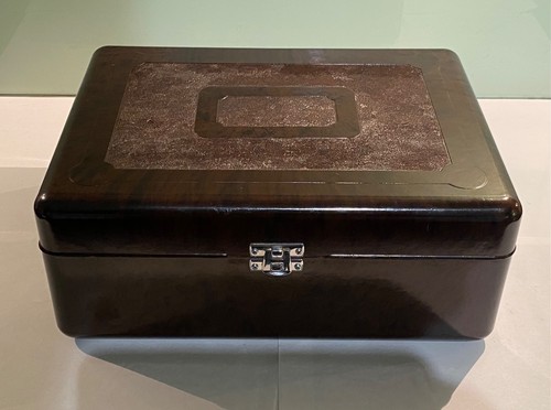 Large vintage bakelite box - vintage,