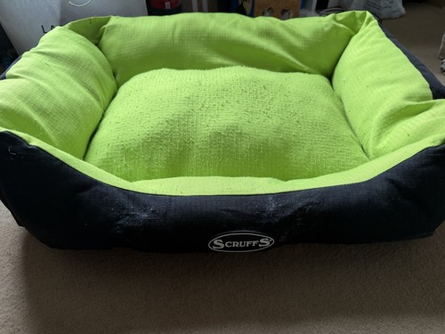 Medium scuffs dog bed - scuffs, 70x50cm