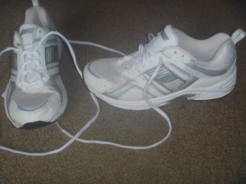 Reebok ladies trainers size 7 - reebok,