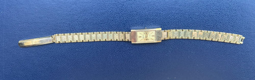 Accurist 9ct 375 gold - accurist, ladies