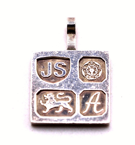 Pendant sheffield 1975 vintage - pendant,