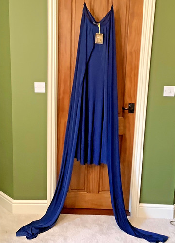 Bnwt love label - love, bold