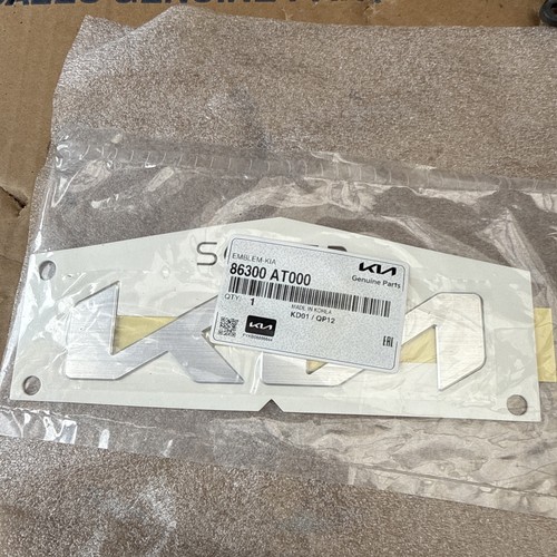 Genuine new kia bonnet badge - kia,