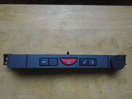 Land rover discovery hazard - land,