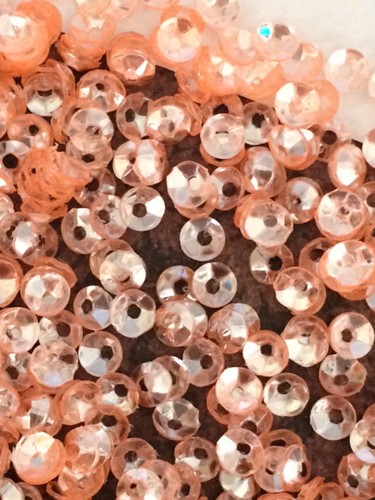 Sequins 4mm peach crystal - peach,