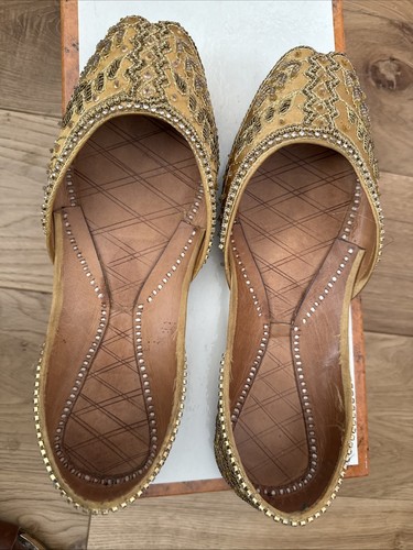 Ladies flat shoes khussa gold - flat,