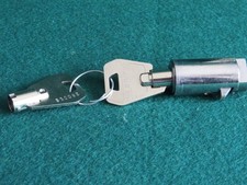 Lowe & Fletcher L&F Barrel Tumbler Cabinet Lock 300095 with 2 Keys VGC