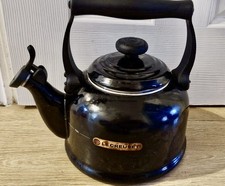 Le Creuset Stove-Top Kettle