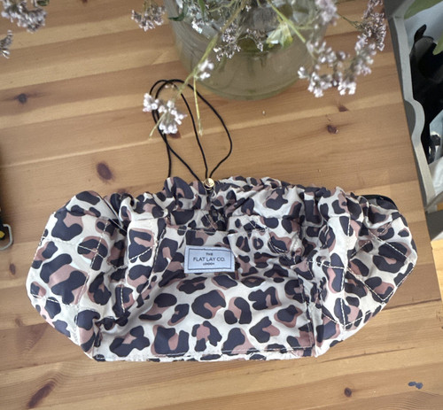 The flat lay leopard print - lay,
