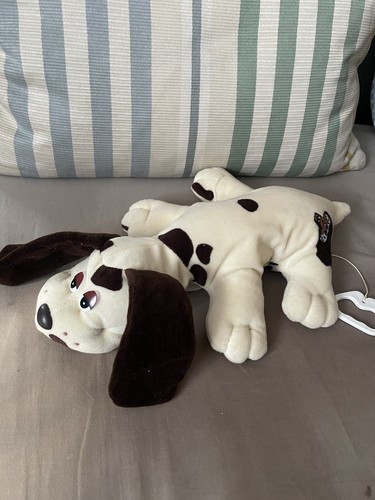Vintage pound puppies talking - puppies,