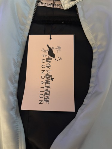 Fred perry amy winehouse satin - amy,