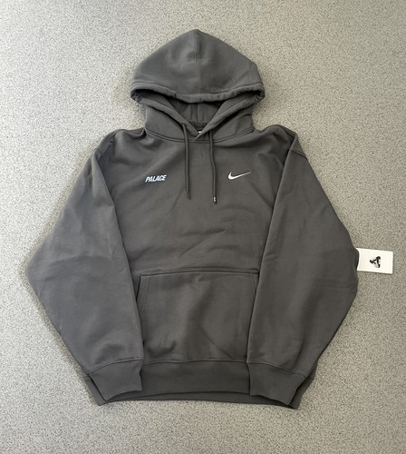Palace nike font swoosh - x,
