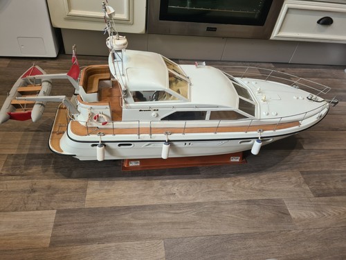 Model slipway broom - 44, radio