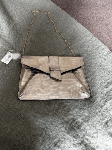 Gold metallic handbag - metallic,
