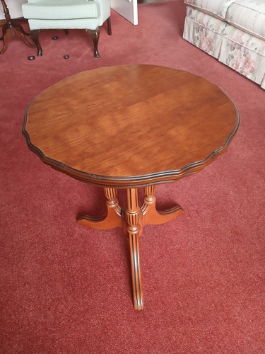 Circular wooden coffee - , table