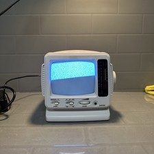 Vintage  TV Portable Mini 5.5 Inch Black And White With am/fm Radio 