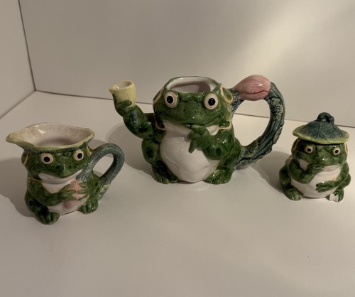 Frog tea set vintage - tea,