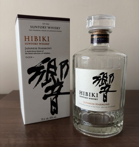 Hibiki suntory whisky japanese - suntory,