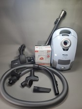 Miele S4212 Vacuum Cleaner