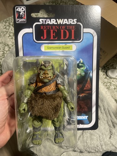 Star wars the black series - star,