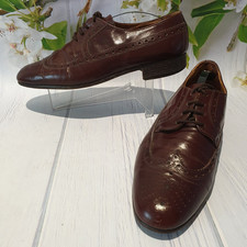 Vintage MARKS & SPENCERS Mens UK 8 SHOES Leather Brown Brogues Wing Tip Laces