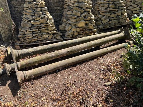 Cast iron stanchions - 4,