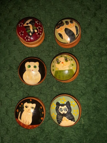 Vintage wooden pill boxes - wooden,