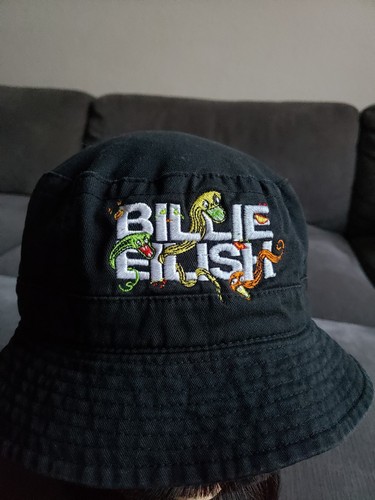 Billie eilish urban outfitters - eilish,
