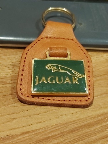 Jaguar leather key chain tan - chain,