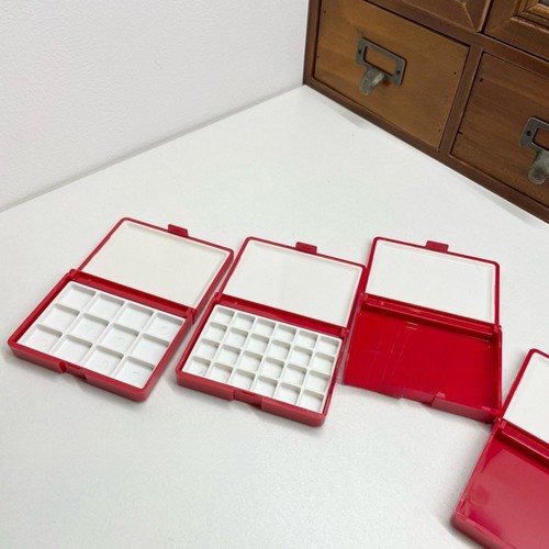 Empty mini watercolor box - empty,