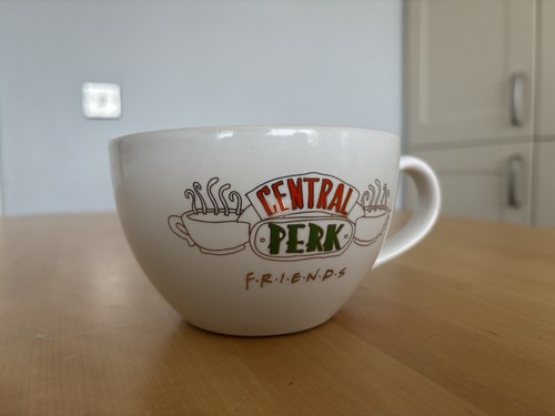 Central perk mug - central,