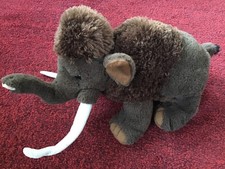Mammoth plush toy . Wild Republic.