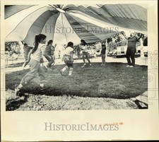 1987 Press Photo Children