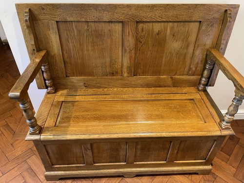 Reproduction oak chest - oak, monk's