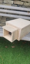 Hedgehog House / Feeding