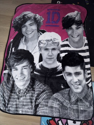 One direction 2012 plush - one, throw