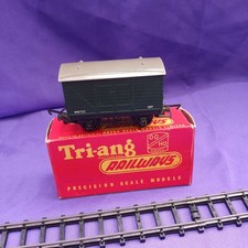 Triang R11 Goods Van(r15)