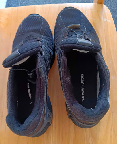 Salomon black low cut - black, low-cut