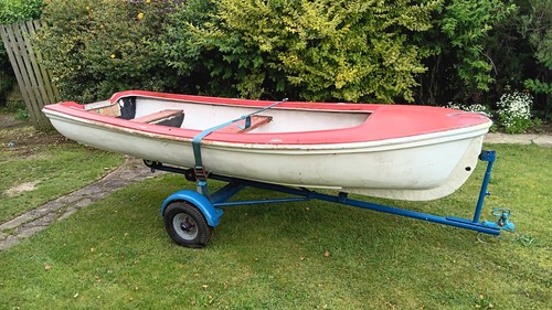 14ft fishing boat rowing - fishing,
