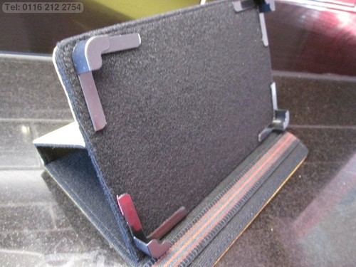 Yellow corner grab laptop - grab,