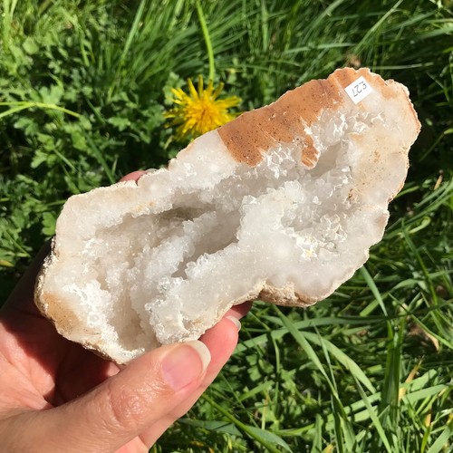 Crystal geode quartz sparkly - geode,