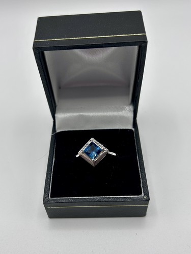 Genuine clogau silver 9ct - genuine,