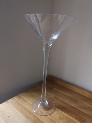 Giant cocktail martini - cocktail/martini,