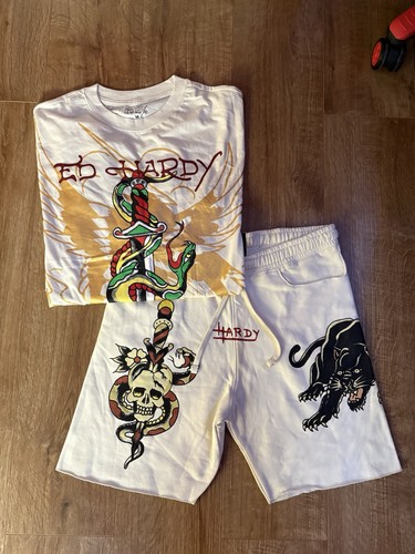 Hardy white snake - ed,