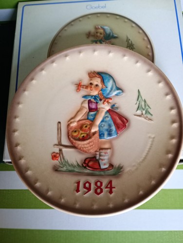 Hummel goebel little helper - hummel, 'little